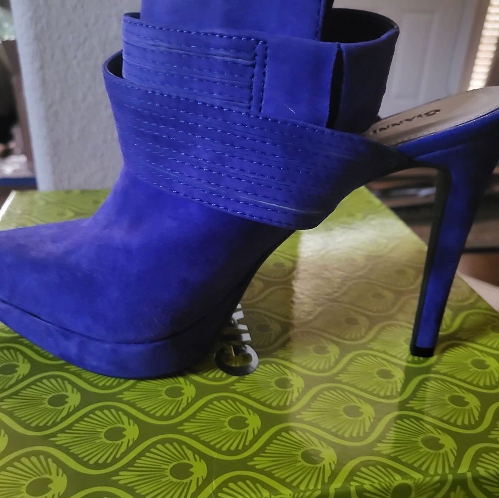 Gianni Bini Rolling Blue Ankle Boots